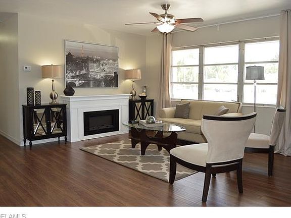 3rd image of 2284 Chandler Ave