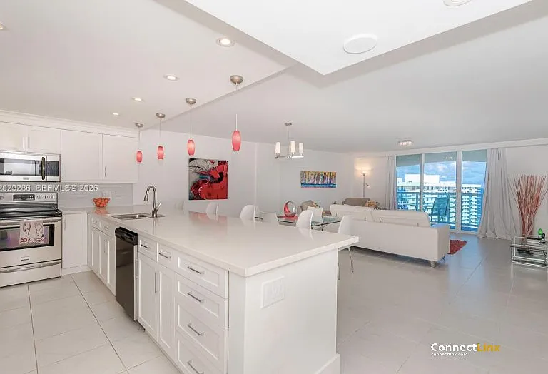 3800 S Ocean Dr — Photo 5