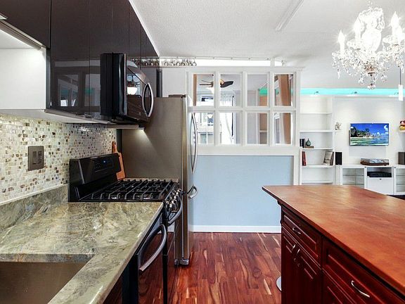 4th image of 1623 3rd Ave APT 26D