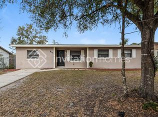 905 Valleydale Ave, Deland, FL 32720