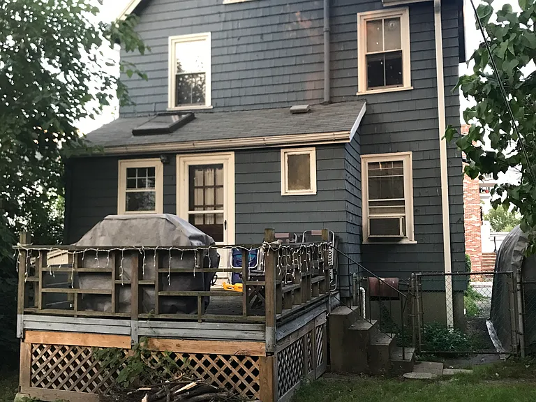Flint Ave — Photo 2