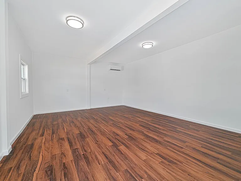 6941 Hunters Rd — Photo 44