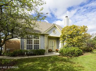 517 Pembrook Ct N, Crystal Lake, IL 60014