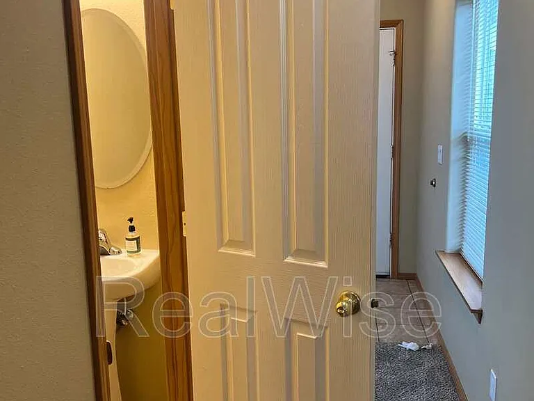 2885 SW Indian Cir — Photo 15