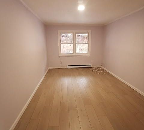 2nd image of 1335 Bell Blvd APT 1