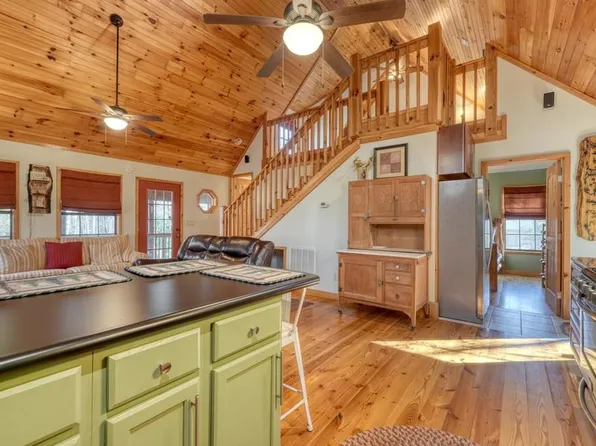 1852 State Highway 325, Blairsville, GA 30512