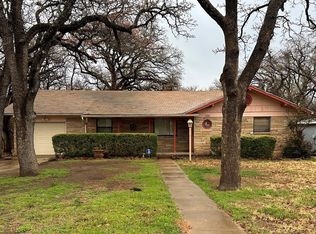 2205 Tierney Rd, Fort Worth, TX 76112