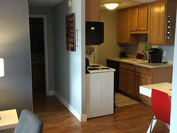 2nd image of 799 Dahlia St APT 507