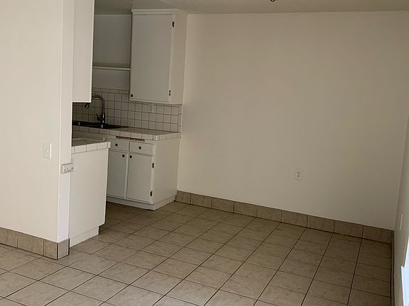 2nd image of 1226 E 7th St #11288328