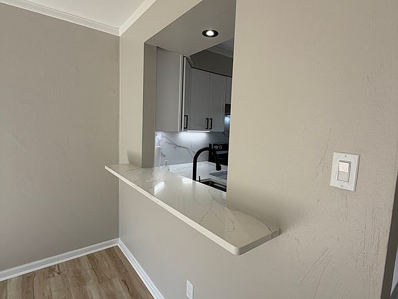 5th image of 4713 Donelson Rd
