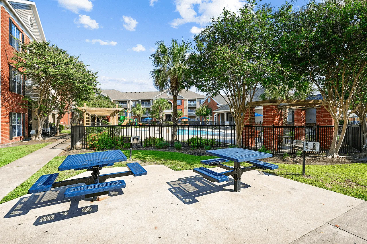 City Parc II at West Oaks Apartments — Photo 4