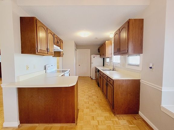4th image of 605 Mary Alexander Pl