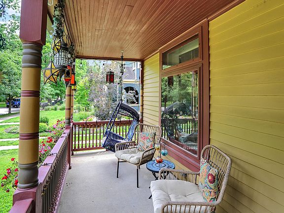 2nd image of 838 Woodruff Place West Dr