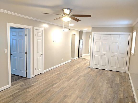 3rd image of 1034 Grant Ter SE