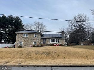 833 Elm St, Reading, PA 19605