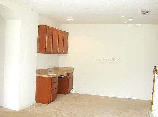 5th image of 3062 Ashland Ln N