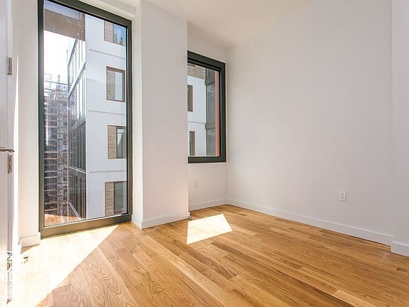 3rd image of 123 Melrose St #6650