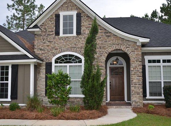 3rd image of 4531 Amelia Cir