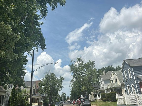 4th image of 134 S Sperling Ave