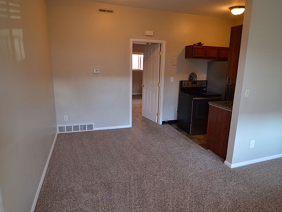 3rd image of 42 W Ida Ave APT 7