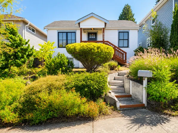 6732 40th Ave SW, Seattle, WA 98136