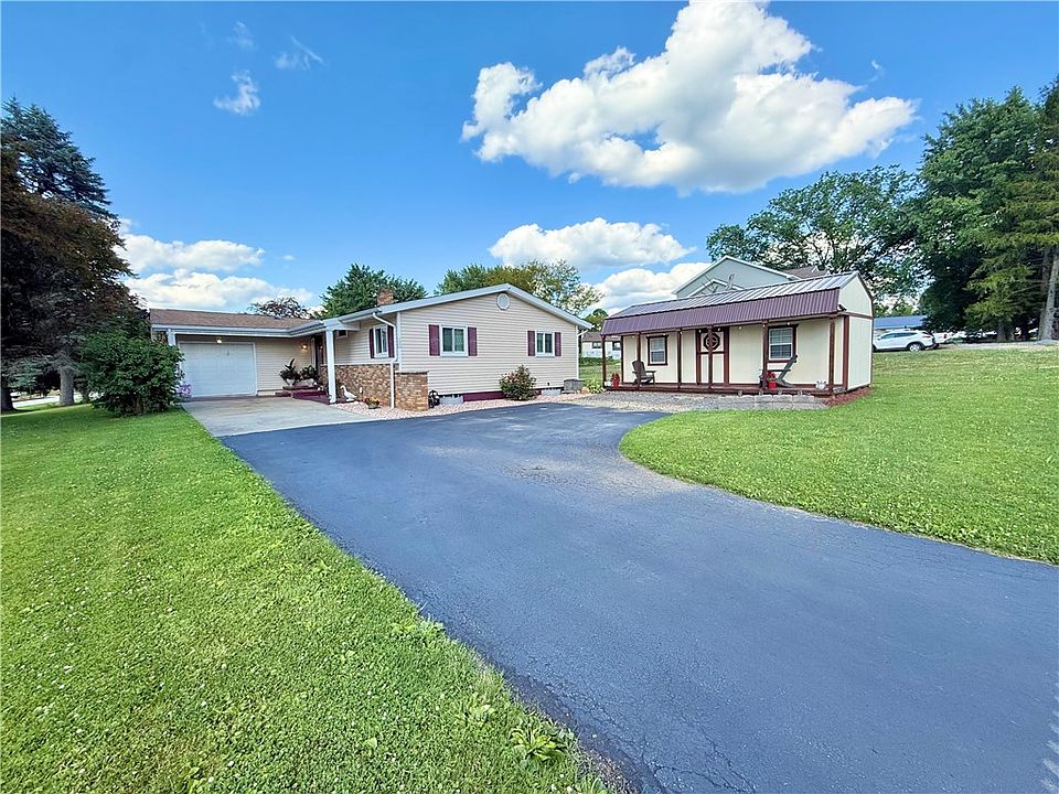 1st image of 120 Clarksen Dr