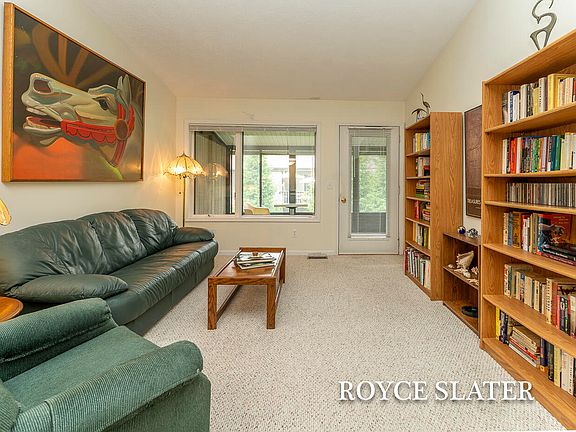 4th image of 2682 Limestone Ln NE #23