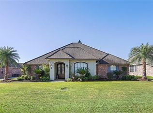 150 Oxbow Dr, La Place, LA 70068