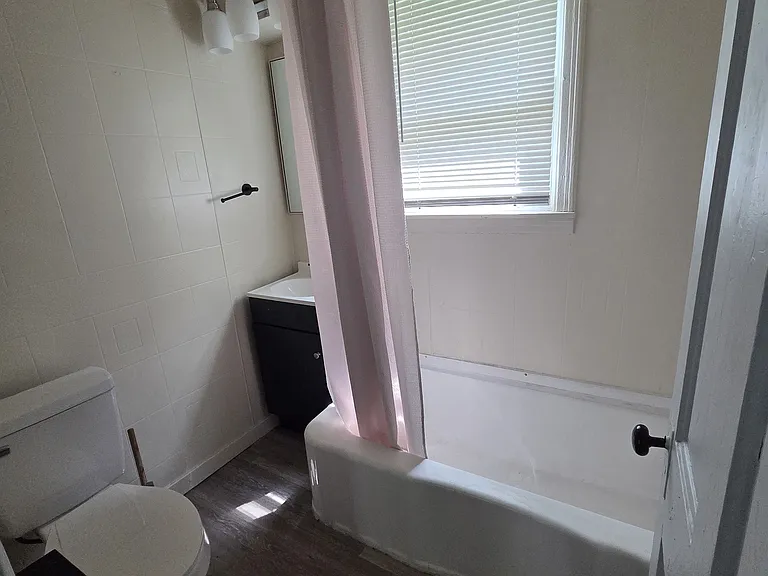 335 McKinley Ct — Photo 15