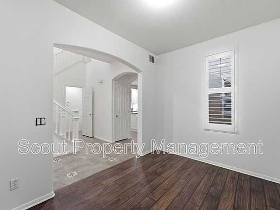 5th image of 40026 Somerville Ln