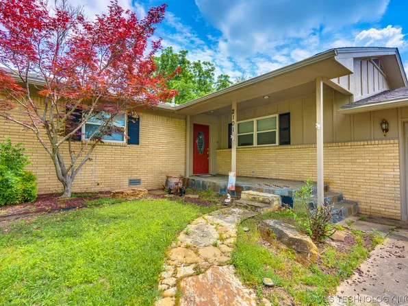 2101 E Foster Dr, Ada, OK 74820