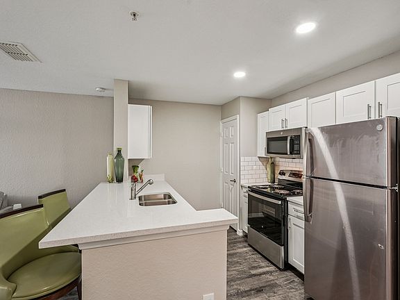 5th image of 6720 15th St E #4-201
