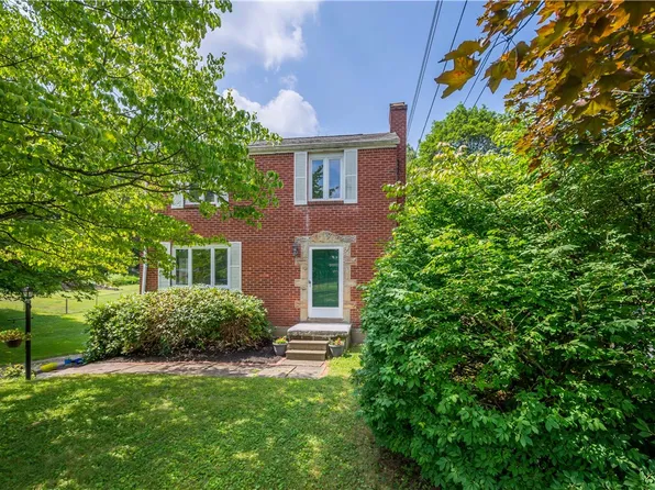 8409 Winchester Dr, Pittsburgh, PA 15237