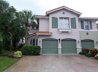 185 Las Brisas Cir, Hypoluxo, FL 33462