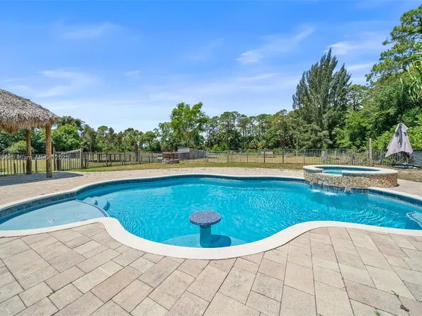 15696 Ferris Pl, Loxahatchee, FL 33470