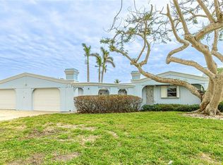 517 71st St, Holmes Beach, FL 34217