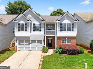 5711 Apple Grove Rd, Buford, GA 30519