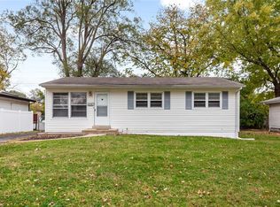 1730 Mark Twain Dr, Florissant, MO 63031