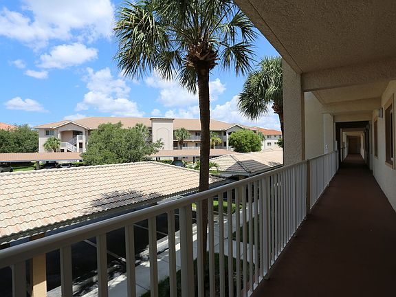2nd image of 7811 Regal Heron Cir #4-204