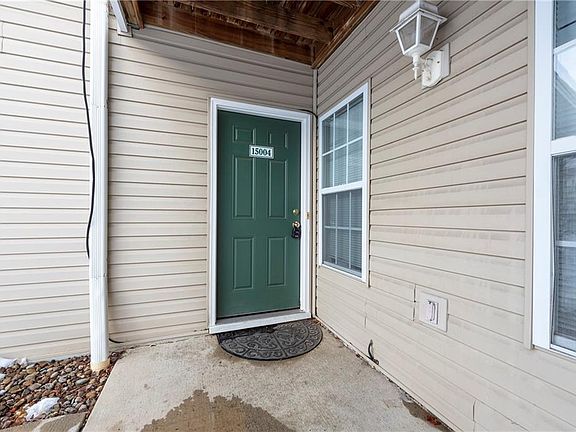 3rd image of 15004 Lenox Dr