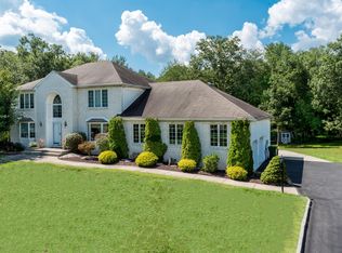 50 Overlook Dr, Jackson, NJ 08527