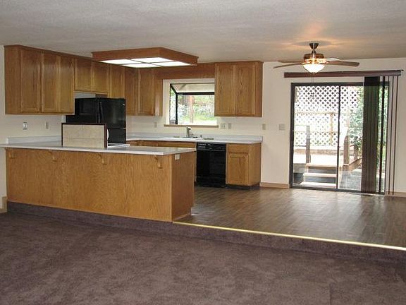 3rd image of 10811 Terrace Way