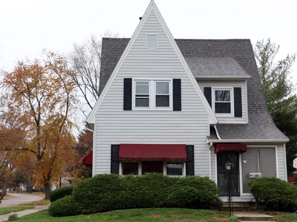 2501 Taft Ave, Oregon, OH 43616