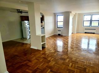 (Undisclosed Address), New Rochelle, NY 10805