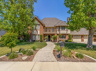 3910 W School Ave, Visalia, CA 93291