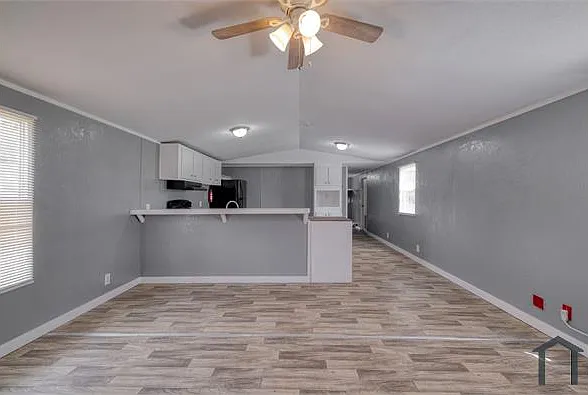 4 bed, $1,550 — Photo 4