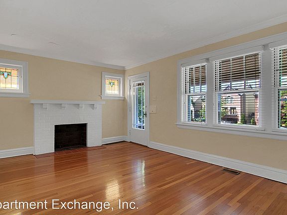 2nd image of 7230 Forsyth Blvd #4211501