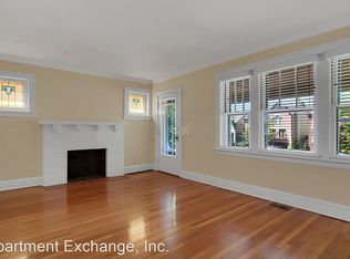 7232 Forsyth Blvd, Saint Louis, MO