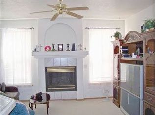 1656 Cerro Vista Loop NW, Los Lunas, NM 87031