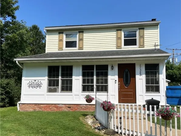 17383 Snyder Rd, Chagrin Falls, OH 44023